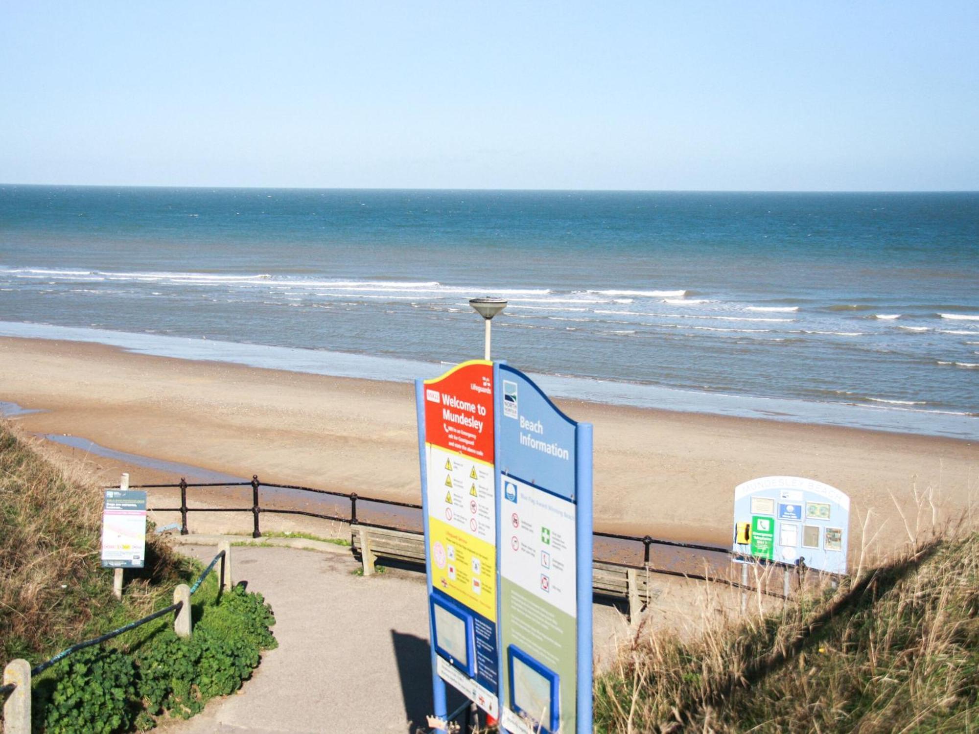 The Beehive Villa Mundesley Buitenkant foto